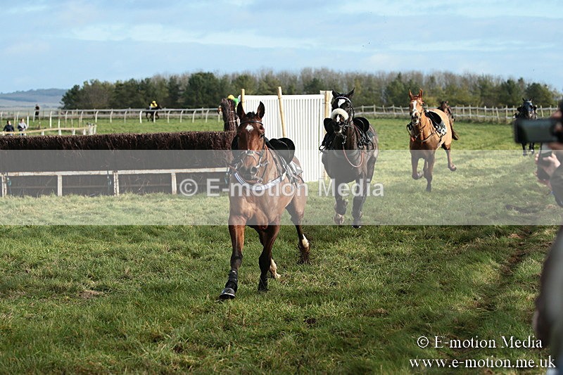 PtP 021218-21 - Hursely Hambledon Hunt Point-to-Point - Larkhill 02/12/18