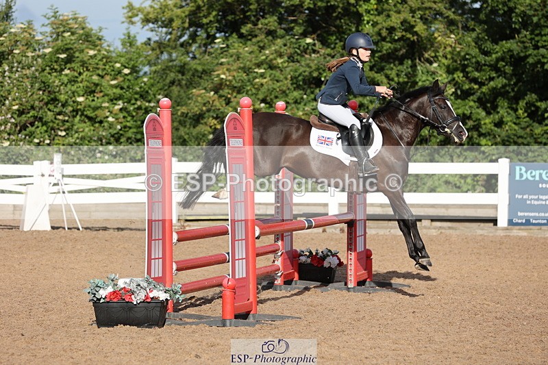 240629A-075126-02276 - Cls 16 British Novice and 80cm Open