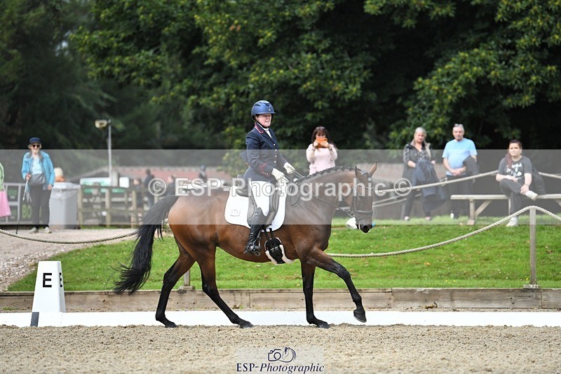 230812-110958-03549 - Cls 6 Novice Silver 10.30 to 11.55 break