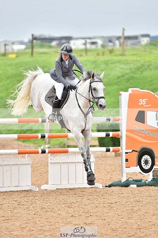 230810A-161430-01496 - Cls 12 1.40m Open