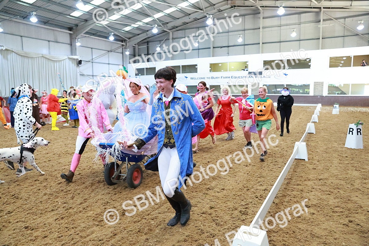 SBM_007980 - Teams Parade