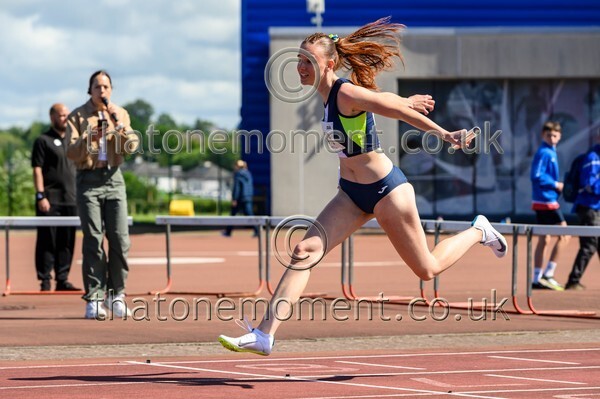 Relays26-914206 - Female Set One
