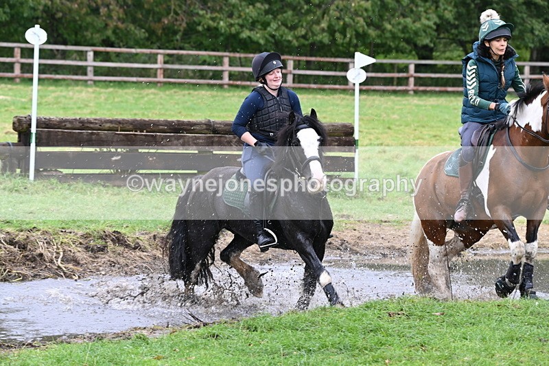 WJ6_4738 - Time at Photographer 11:57 to 12:14