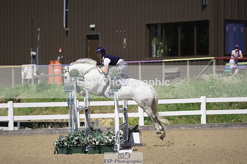 230624A-151956-02195 - Cls 26 Pony Foxhunter & 1.10m Open