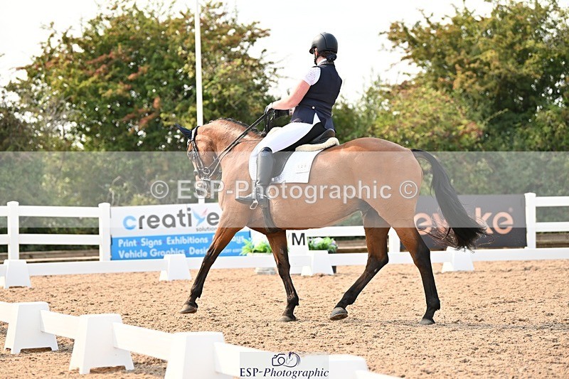 250816-160158-06025 - 129-Beth.TaylorWilly.Wonker