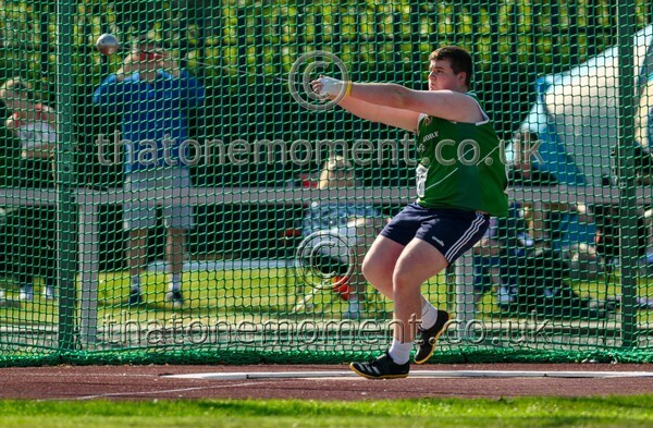 Age25SUN-927945 - Field Male