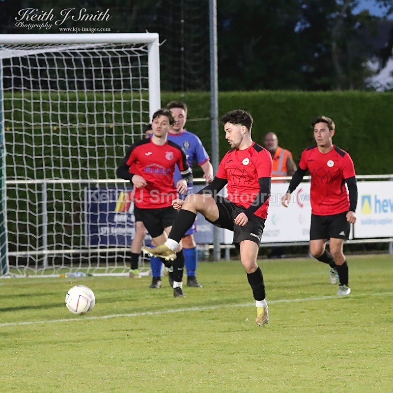 9KJS9482 - AFC Spinney Reserves vs Alba Eagles.