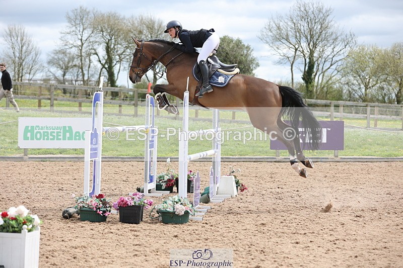 240419A-123054-07272 - Cls 6, 2 Star Medium Tour 1.35m