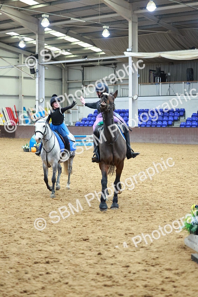 SBM_002792 - Class 4 - Pairs