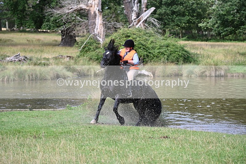 WJ7_0445 - Time at Water 09:19 to 10:04