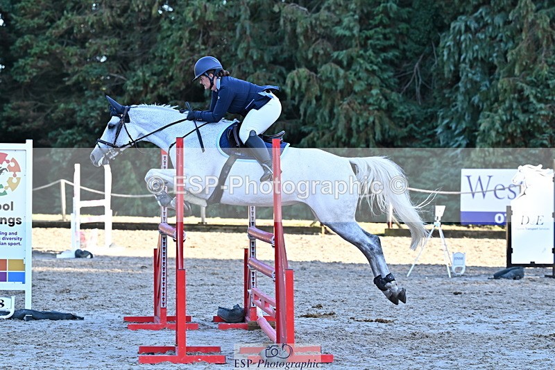250829A-190004-03681 - Cls 12 1.05m Amateur Quali and Open