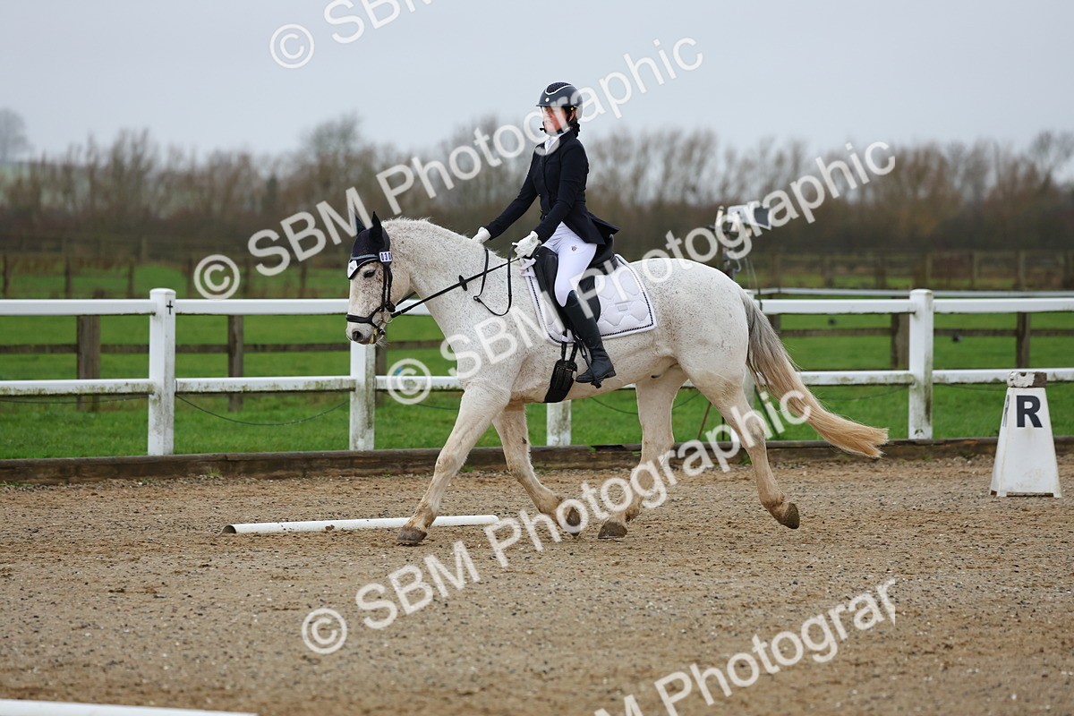 SBM_003108 - Class 6 - Novice 4