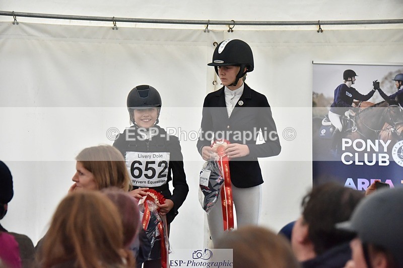 230825-170742-12967 - Friday 60cm and 70cm presentations