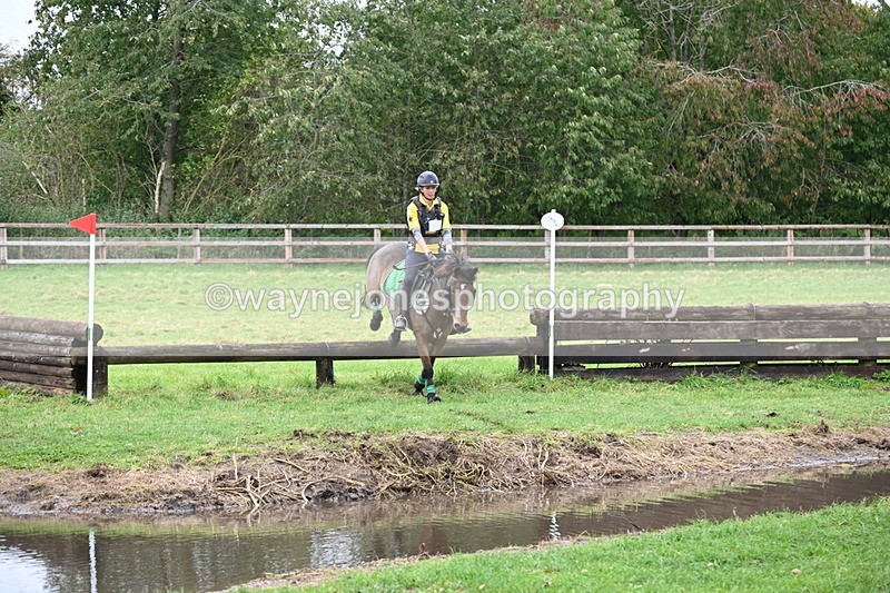 WJ6_3161 - Time at Photographer 11:01 to 11:20