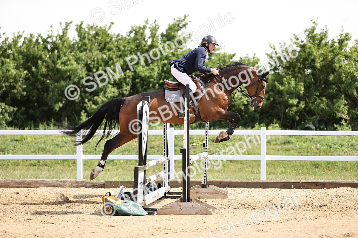 SBM_001958 - Class 9 - Senior British Novice - 90cm