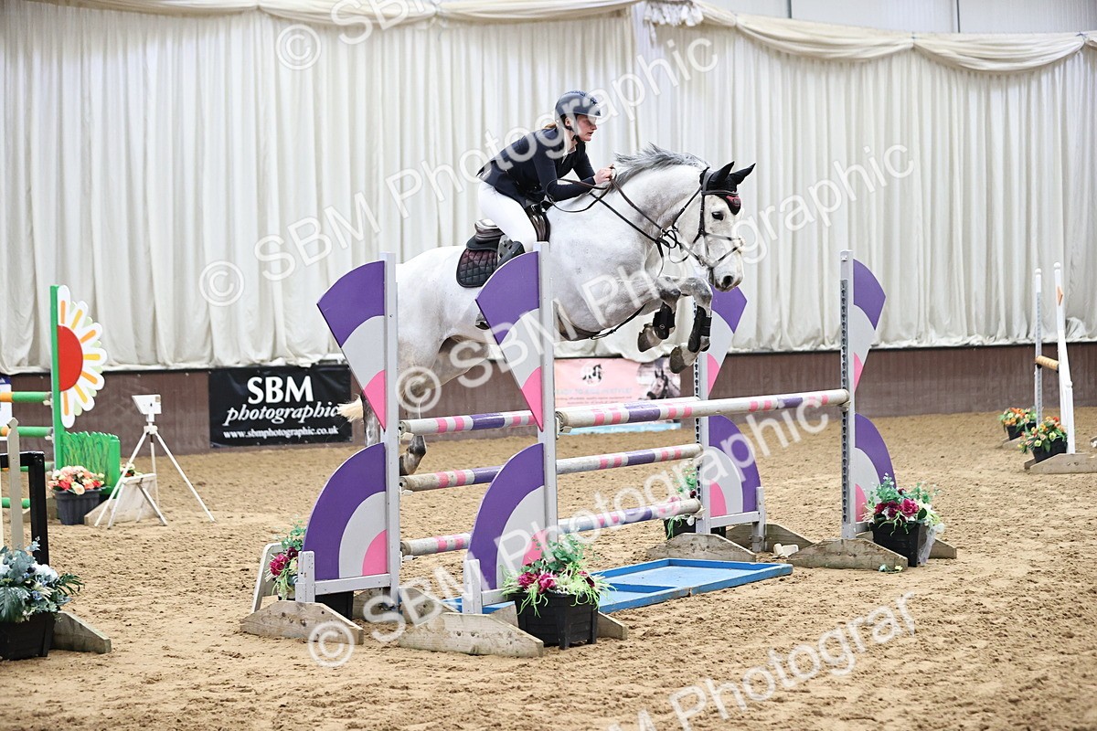 SBM_006227 - Class 16 - Senior Newcomers - 1.10m Open