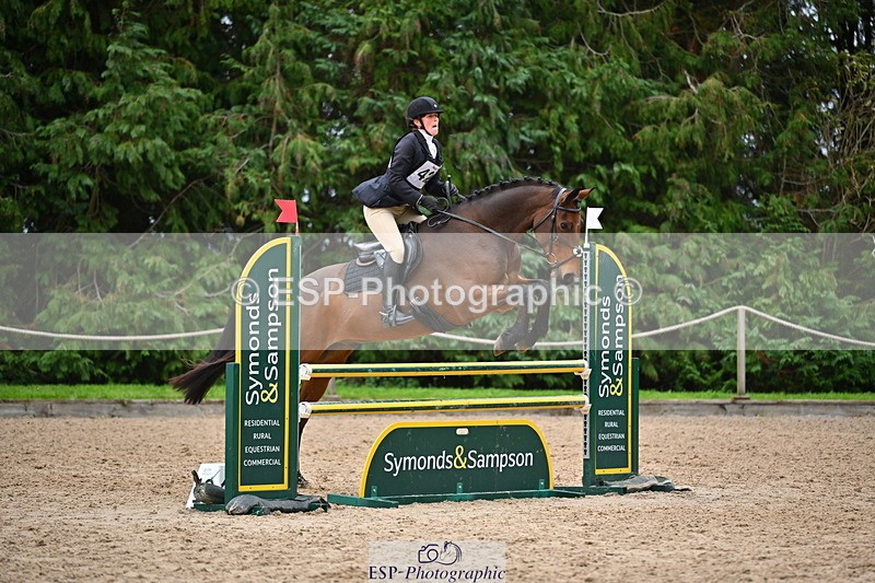 251026A-155741-26561 - F-420-Helen.Buckland