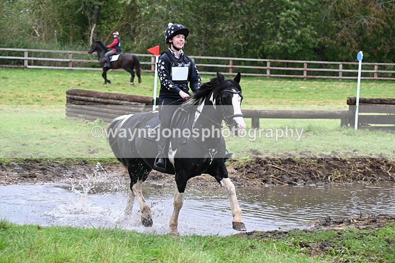 WJ6_6611 - Time at Photographer 13:06 to 13:23