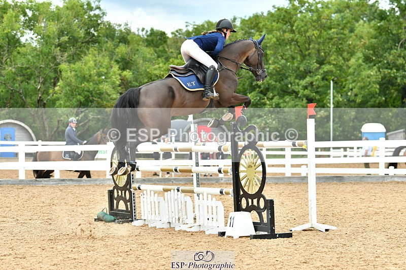 230721A-143631-07002 - Cls 22, 1 Star Gold 1.30m