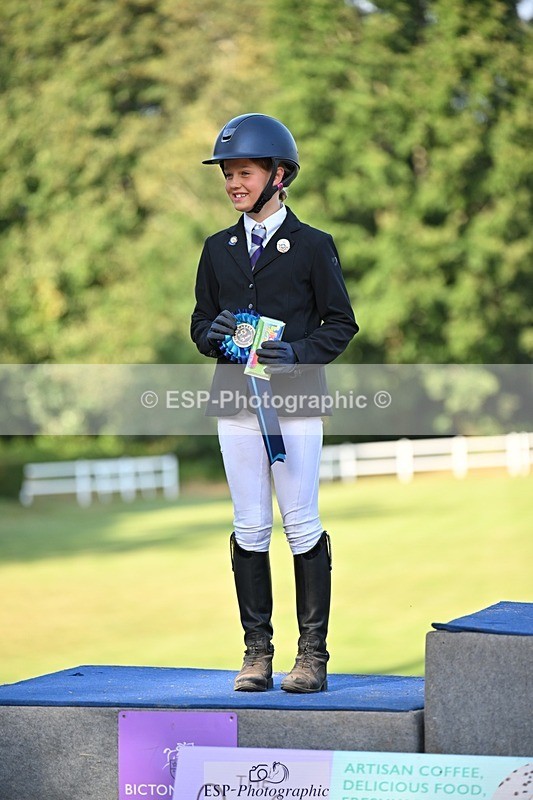 250822A-173142-24656 - Friday Presentations