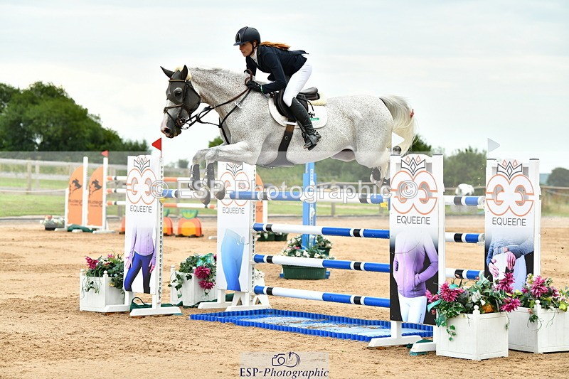 230720A-151217-03752 - Cls 9, 2 Star Big 1.40m Start to break