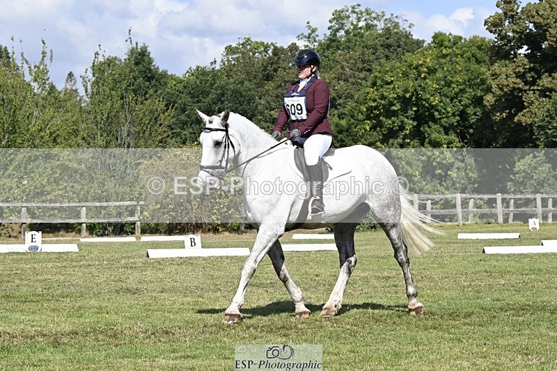 250822A-111703-22189 - DR 11.00 to 12.00