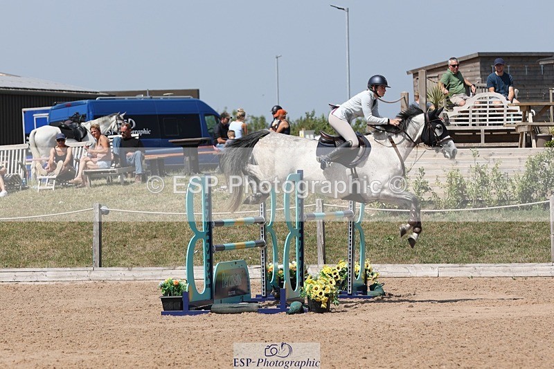 250725-142215-03270 - Cls 3 Snr Foxhunter