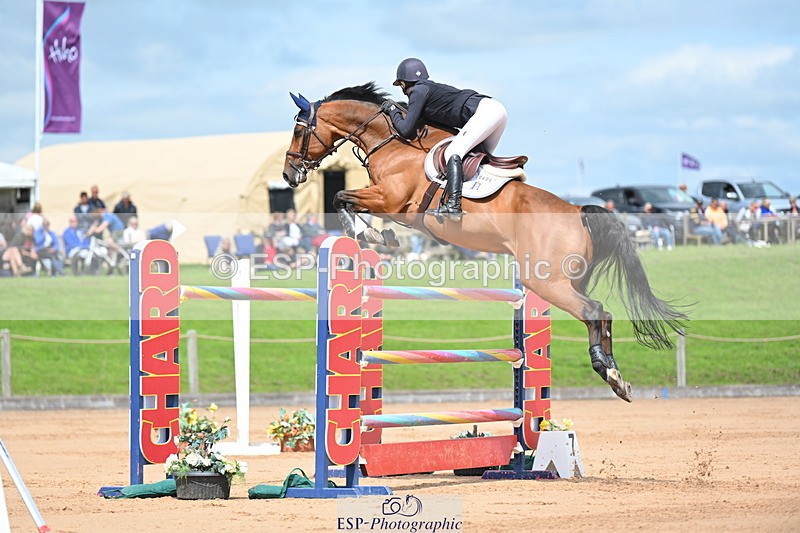 230721A-152841-07253 - Cls 10, 2 Star Big 1.45m Start to break