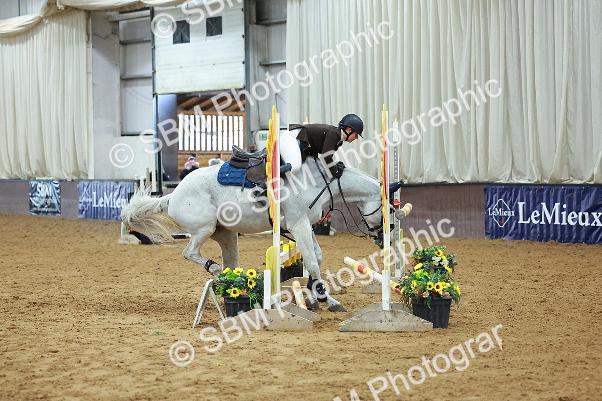 SBM_007285 - Class 19 - Senior Newcomers 1.10m