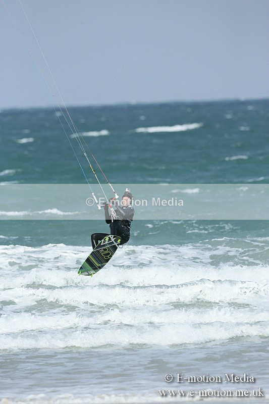 KS 020413-258 - Kite Surfing