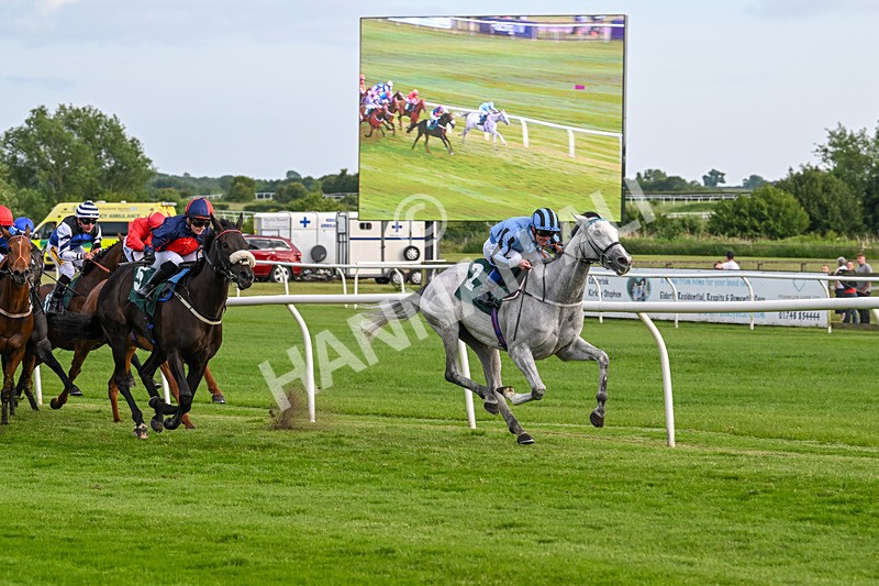 100625-Race 5-Crowns Lady-7250 - Race 5