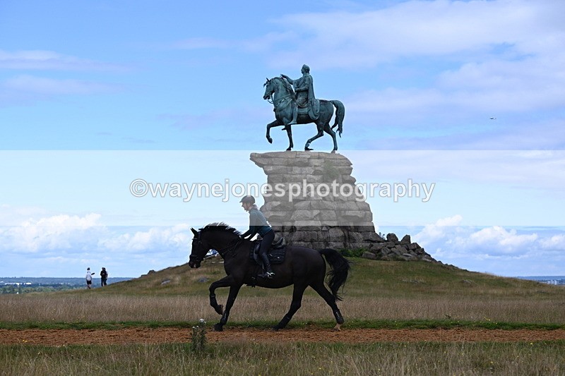 DSC_8425 - Time at Statue 13:52 to 14:33