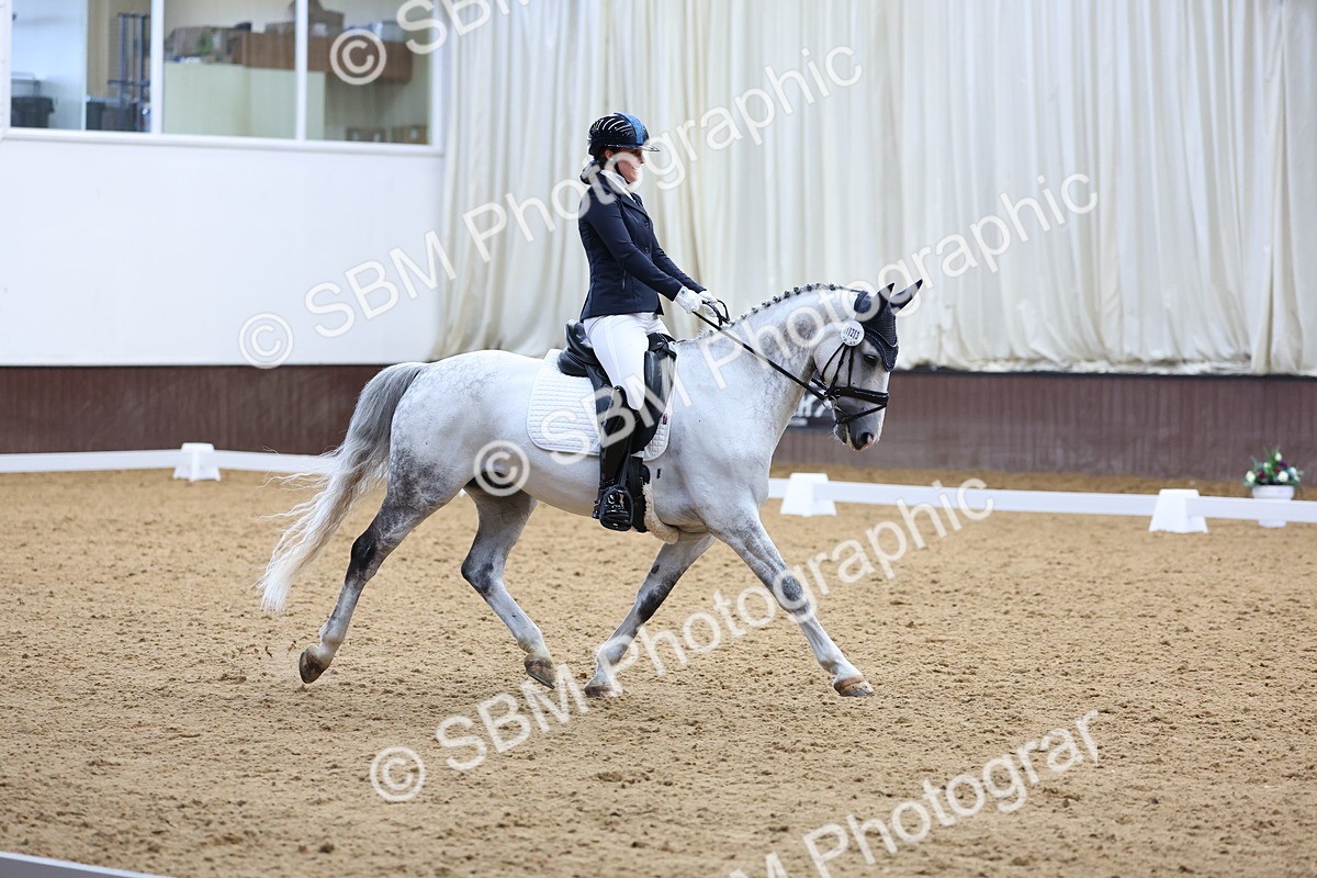 SBM_015927 - Class 15 - Novice FSM - 9.50 - 11.10