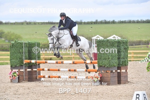 BPP_1407 - CLASS 15 SAT Senior BritiNovice/ 90cm Open