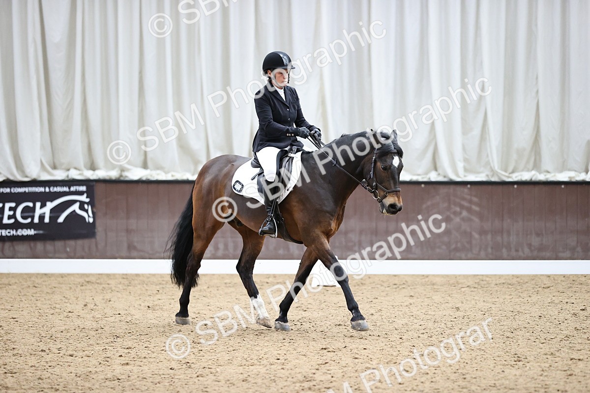 SBM_002239 - Class 6-9  - Novice 1-Elementary 1