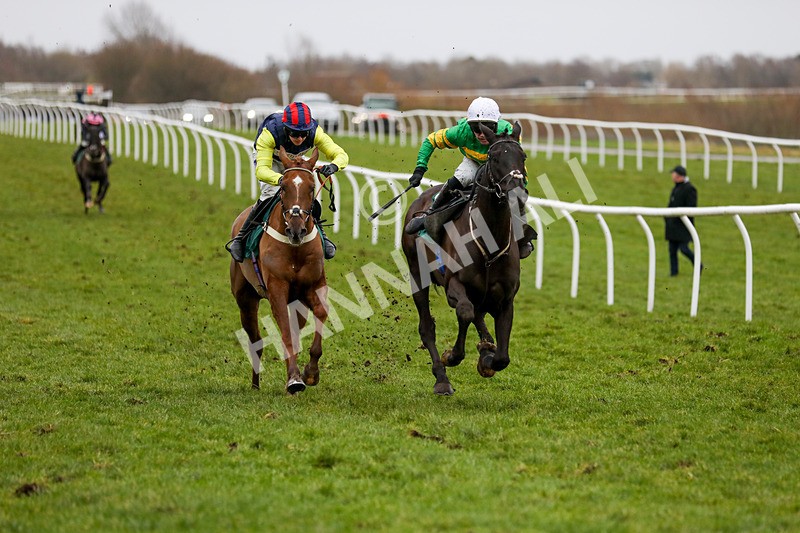 110124-Race 4-Hasthing-5074 - Race 4