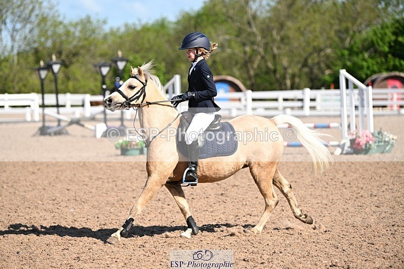 250504-094617-01720 - Cls 13+14 Club and Schools 60cm