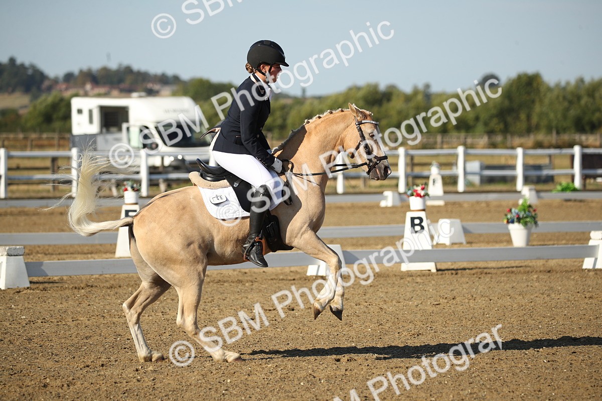 SBM_004457 - Class 11 - Novice 5 - 9.0010.03