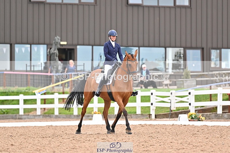 240817A-154648-10361 - 316-Hannah.Drinkwater-Sonnetti