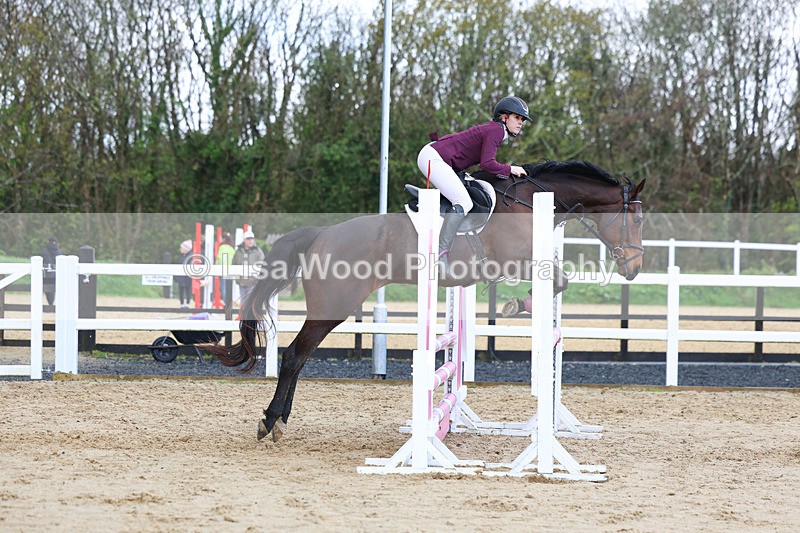 3E7A0671 - Class 4: Senior British Novice/90cm open