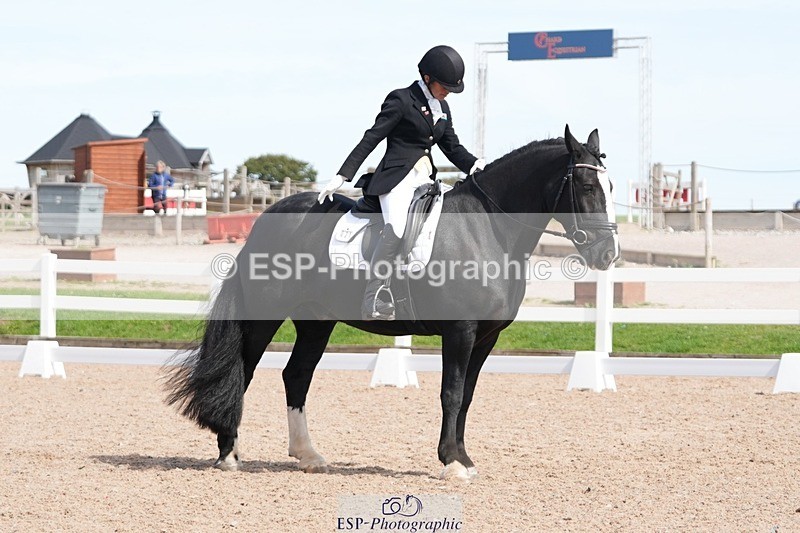 250906-140655-03883 - 021-Francesca.TurnerAlbie