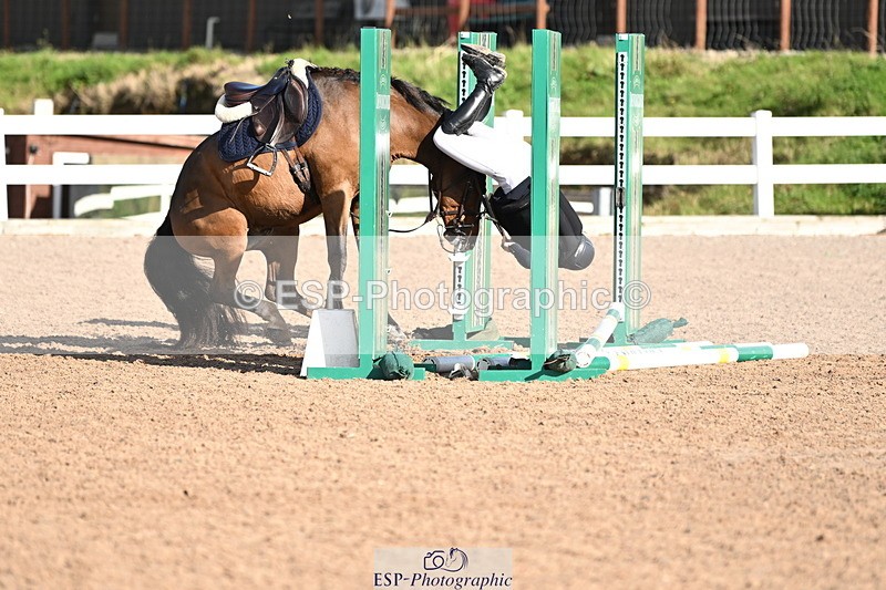 241026A-122742-00905 - SAT Cls 9 Pony Newcomers and 1m Open