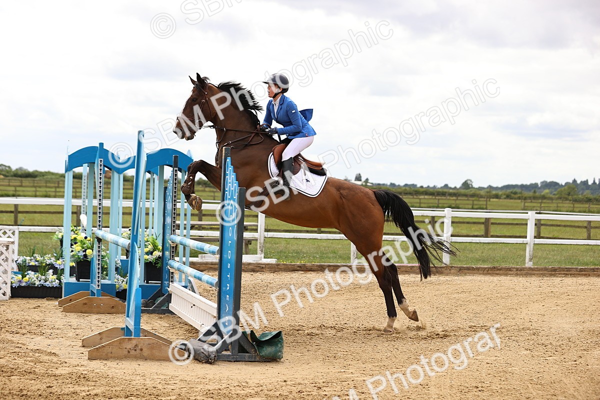 SBM_000465 - Class 4 - 1m showjumping