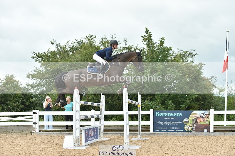 230723A-130628-11999 - Cls 24, 1 Star Gold 1.30m