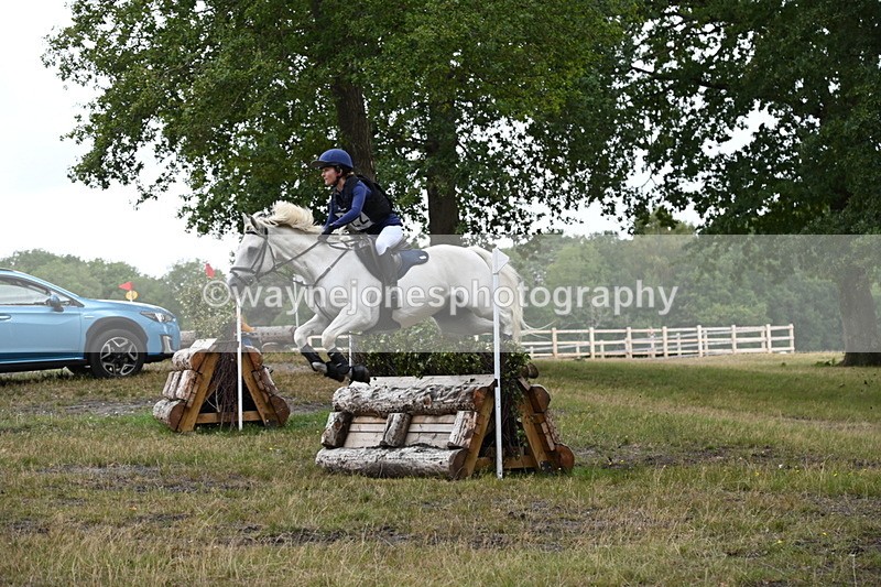 WJ6_1083 - XC Time 13:19 to 13:24