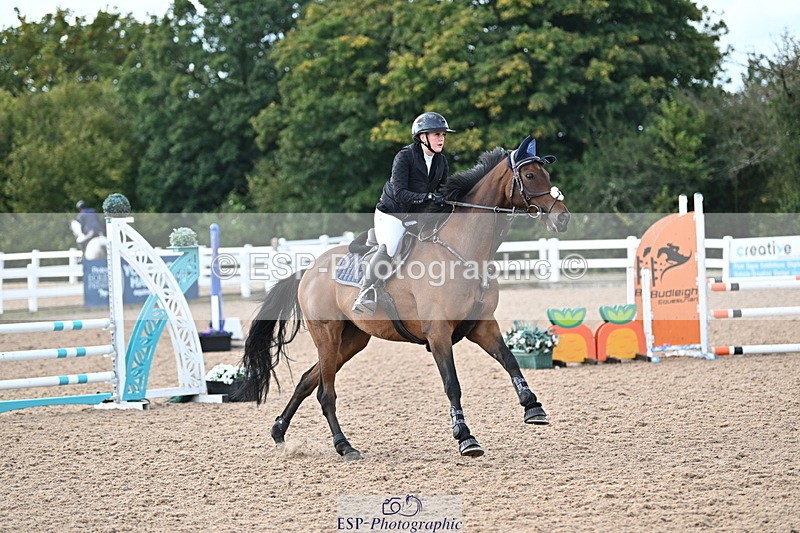 241004A-114417-01651 - Fri 08 85cm Amateur Quals