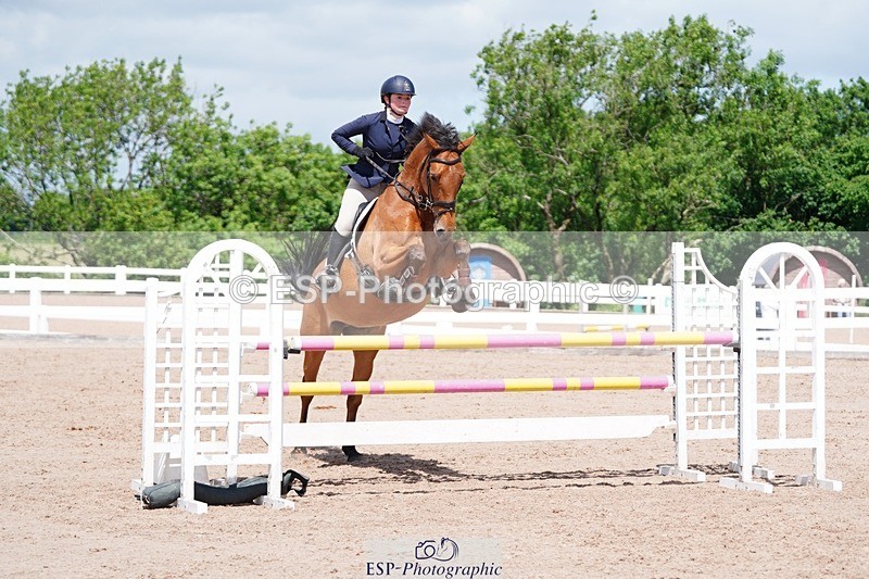 250525-121422-09376 - Cls 33 A&B Snr Disc & 1.00m Open