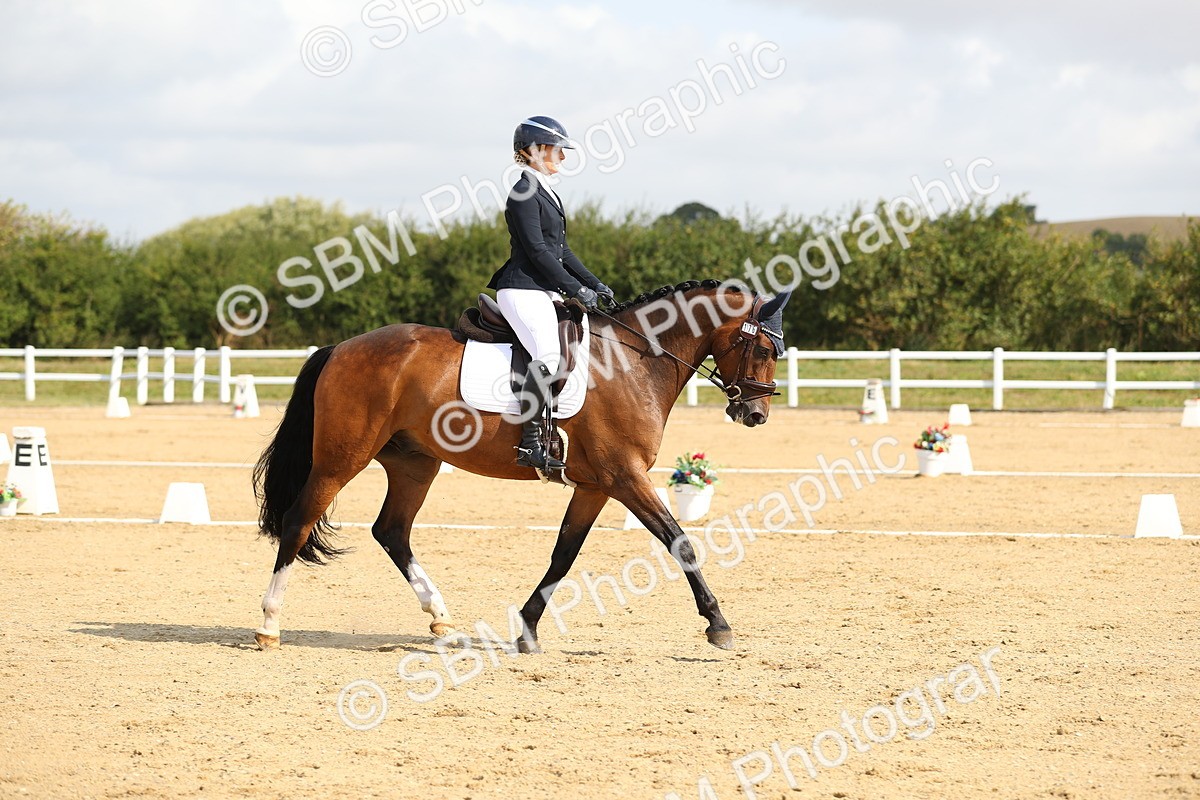 SBM_015641 - Class 13 - Novice 23 - 9.54-11.04