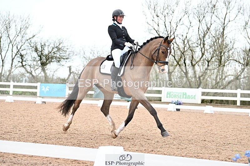 240218A-134107-07676 - 262-Amy.Hose-Enrique