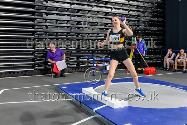 AgeInd25SAT-921801 - Field Female